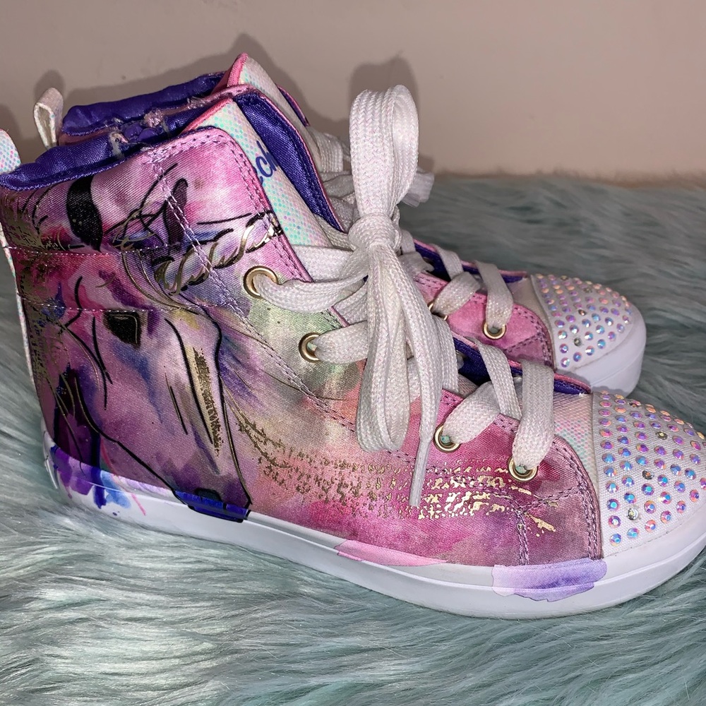 Sketchers light up unicorn girls shoes size 4